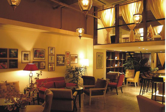 时尚餐饮家具定制,给餐厅定制的不仅仅是桌椅(图1) 时尚餐厅